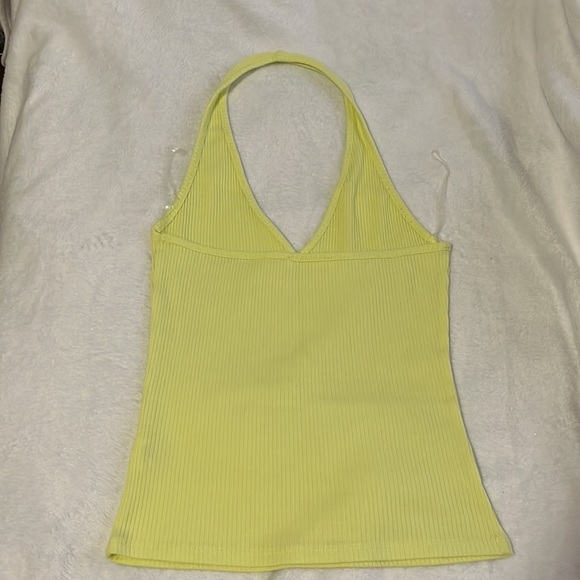 Halter Crop top - Picture 2 of 2